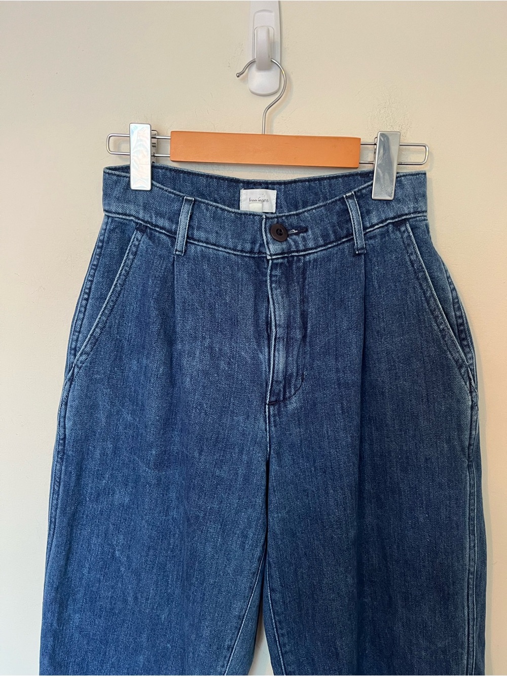 Aritzia Wilfred Detour Barrel Leg Jeans High Rise Pleated Organic Cotton Size 0 - Picture 3 of 11